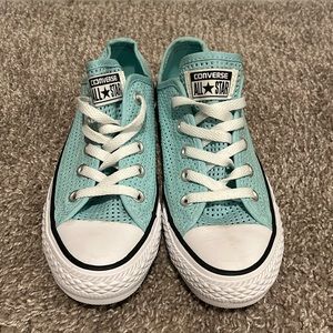 New, never worn mesh Converse All Star shoes!